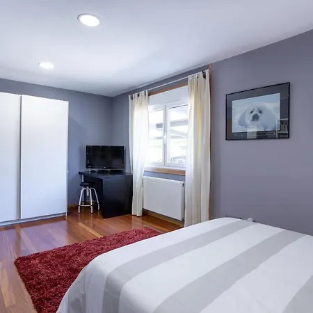 Le Llar Casa Con 2 Piscinas 1 Climatizada Interior Muy Cerca De Santiago De Compostela
