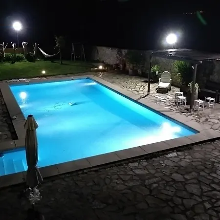 Tatil Evi Le Llar Casa Con 2 Piscinas 1 Climatizada Interior Muy Cerca De Santiago De Compostela
