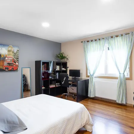 Le Llar Casa Con 2 Piscinas 1 Climatizada Interior Muy Cerca De Santiago De Compostela * Amés