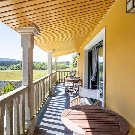 Le Llar Casa Con 2 Piscinas 1 Climatizada Interior Muy Cerca De Santiago De Compostela Tatil Evi
