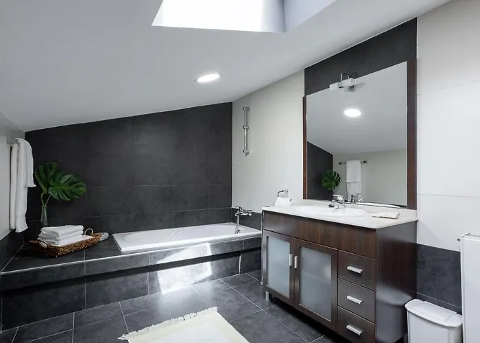 בית נופש Le Llar Casa Con 2 Piscinas 1 Climatizada Interior Muy Cerca De Santiago De Compostela *