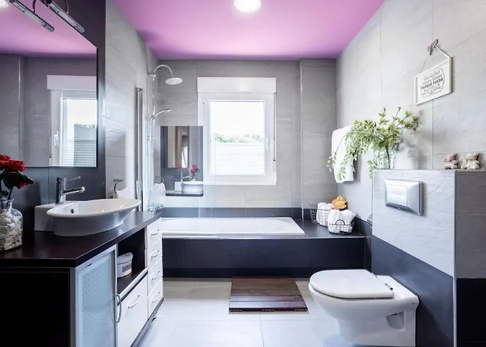 Le Llar Casa Con 2 Piscinas 1 Climatizada Interior Muy Cerca De Santiago De Compostela בית נופש *