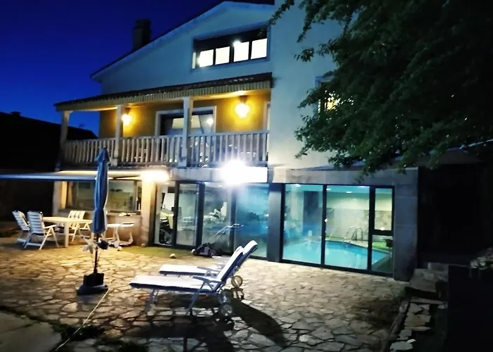 Le Llar Casa Con 2 Piscinas 1 Climatizada Interior Muy Cerca De Santiago De Compostela *